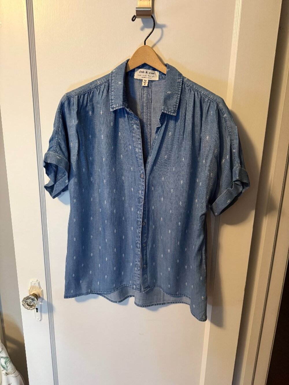 Anthropologie Cloth and Stone Denim short sleeve shirt